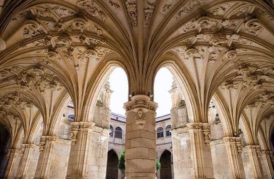 Santa Maria La Real de Irache Manastırı, Estella